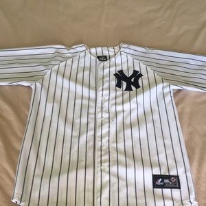 New York Yankee striped jersey